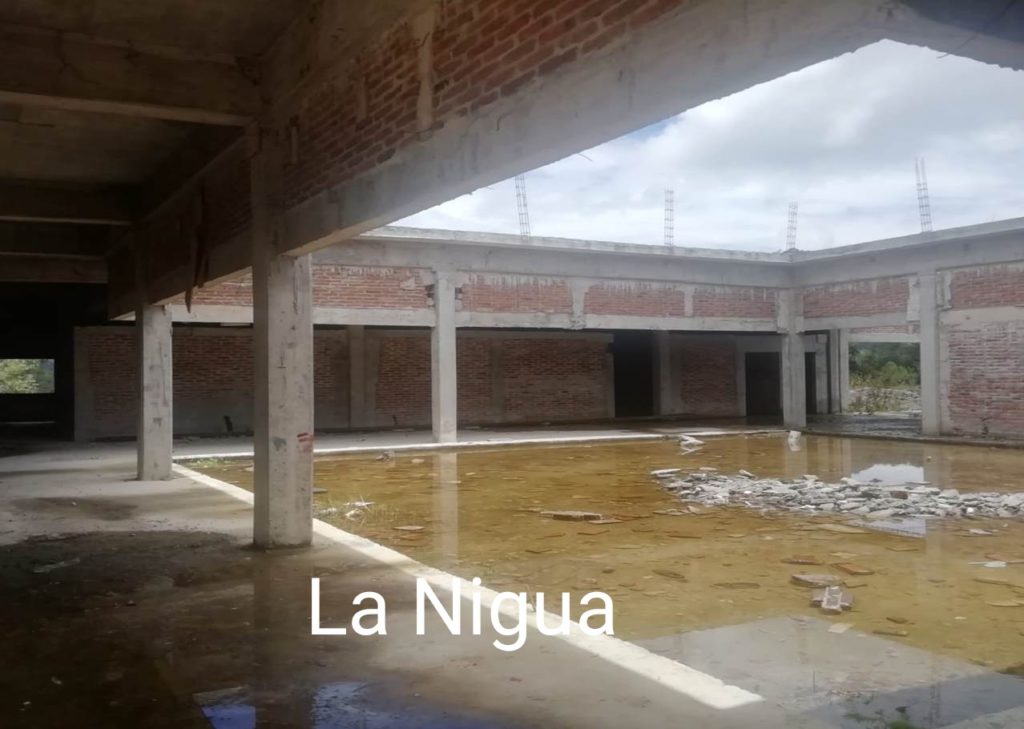 En el abandono se encuentra el Centro de Salud con Servicios Ampliados (CESSA) del municipio de Ayahualulco