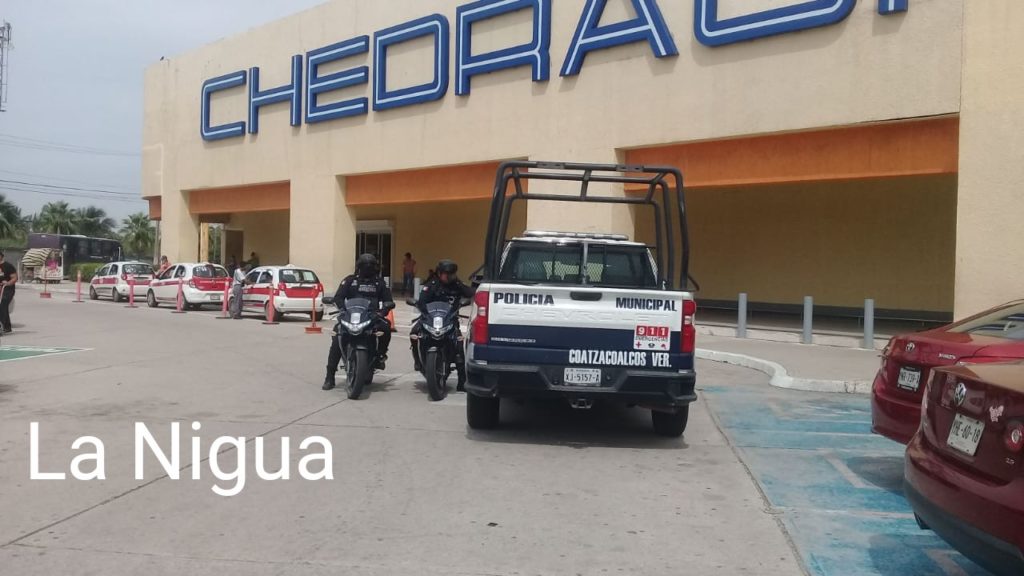 Atraco en Banamex de Plaza Cristal