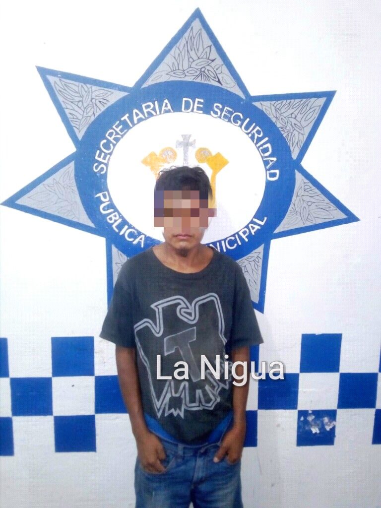 Detienen a dos sujetos ebrios en Paso del Macho