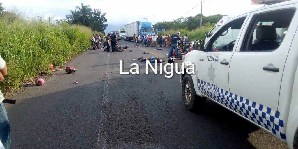 Fatal accidente: 2 muertos, 1 menor lesionada.