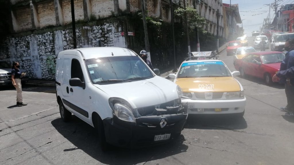 Choque de taxi 3 IMG 20200827 WA0029