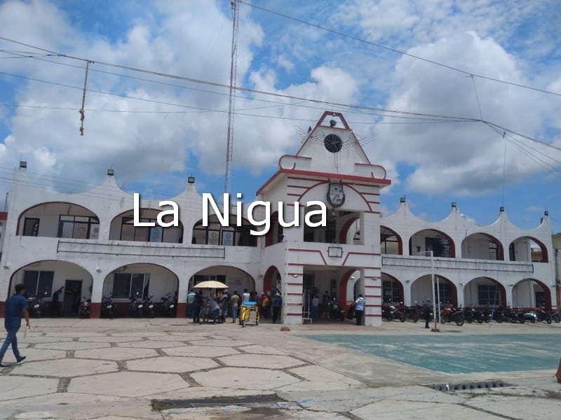 Citan a petrolero que cerró calle