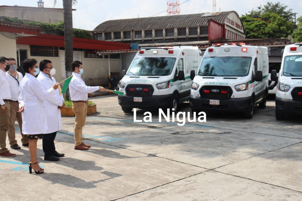 28 Ambulancias modelo 2021 para Hospitalesdel IMSS en Veracruz Sur