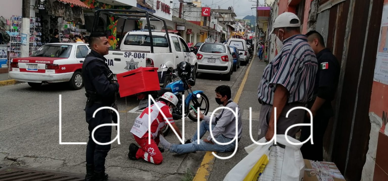Se le dispara su arma de cargo a policía.