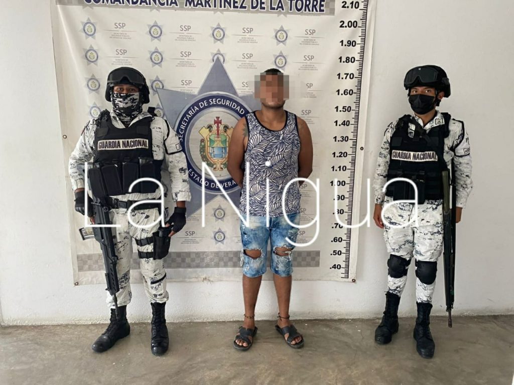 Detiene Guardia Nacional a pareja armada en Martínez de la Torre