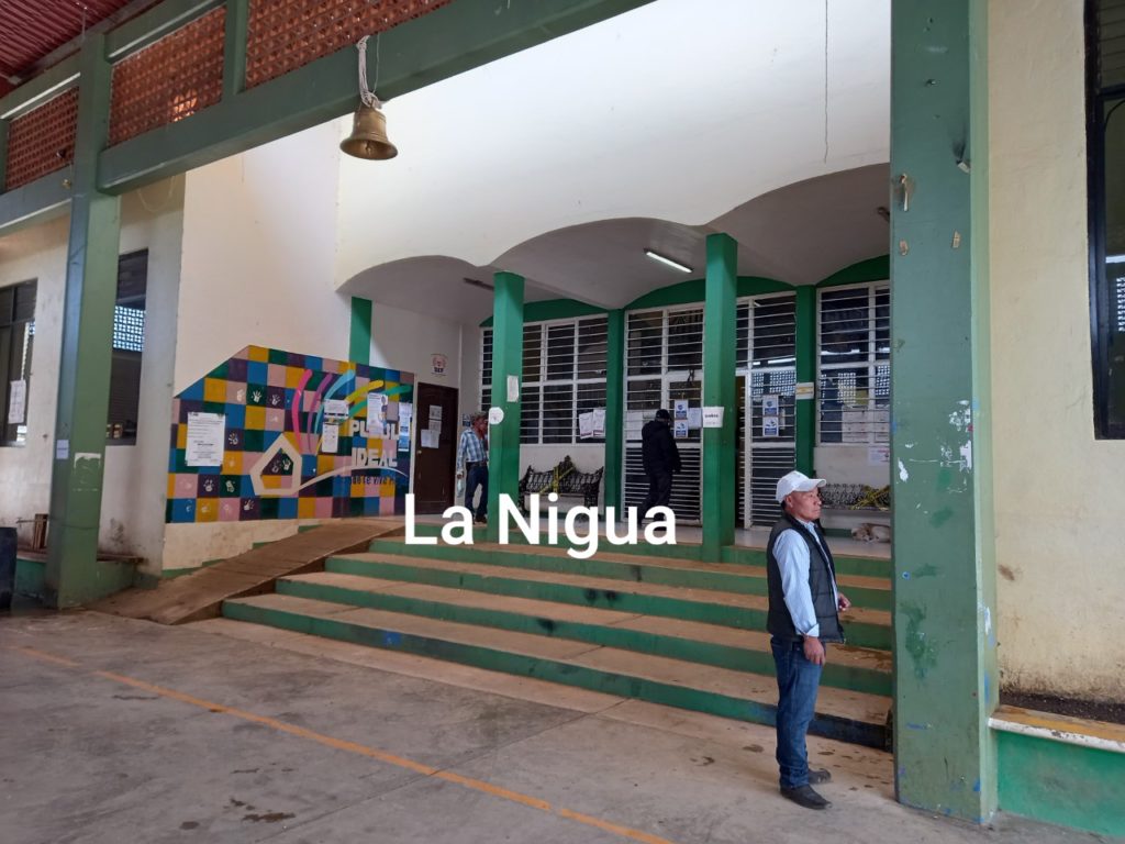 AYUNTAMIENTO DE MIXTLA CIERRA SUS PUERTAS A LA POBLACIÓN