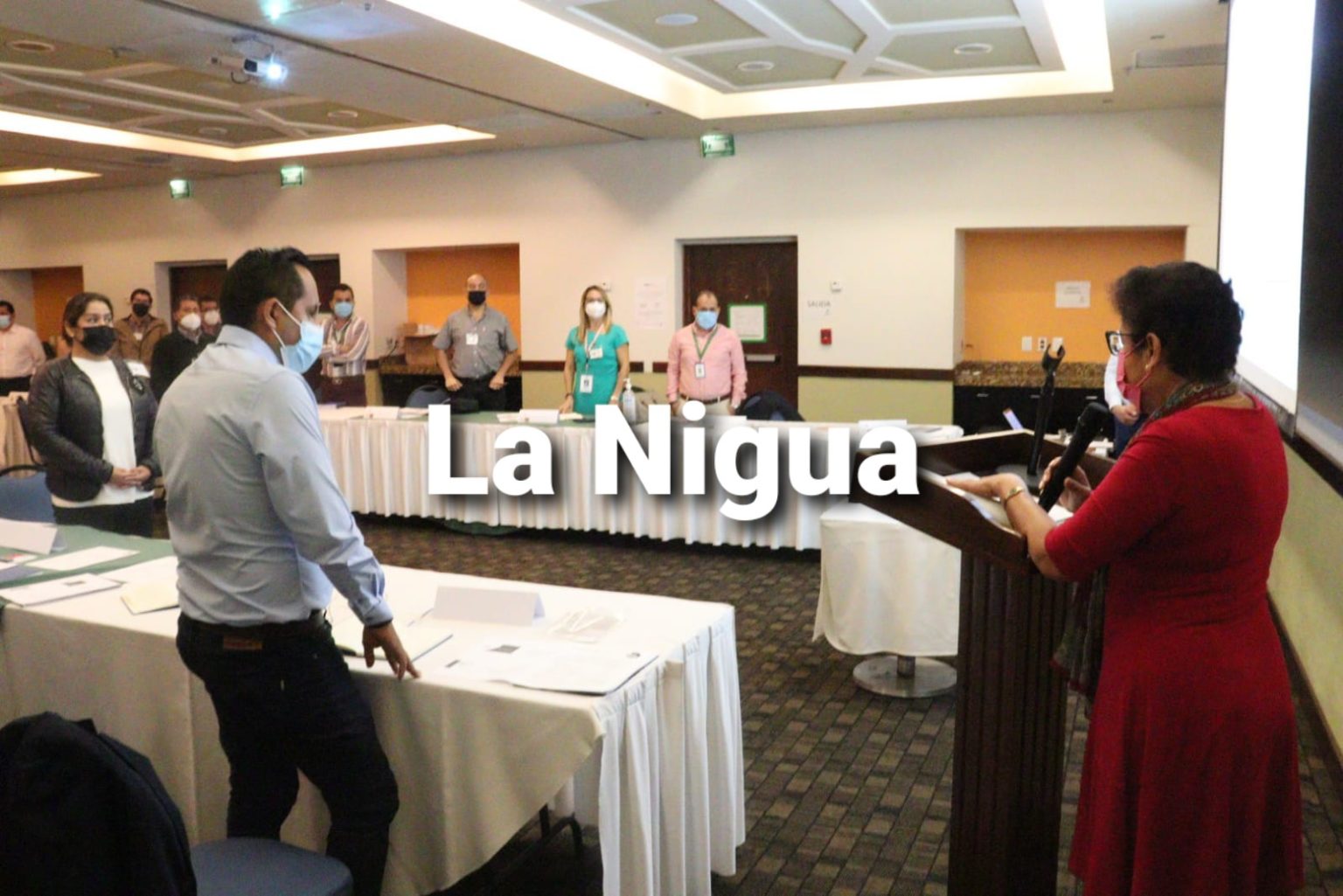 Capacita IMSS Veracruz Sur a personal administrativo