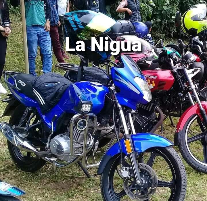 Roban moto en Ixhuatlán del Café.