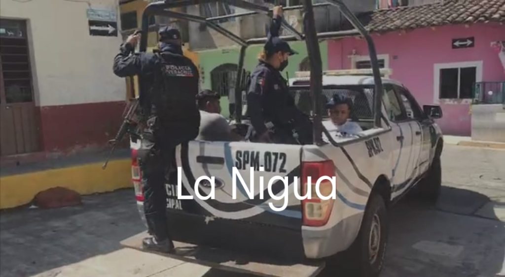 Dos detenidos tras violento, atraco a una tienda COPPEL en Tlapacoyan