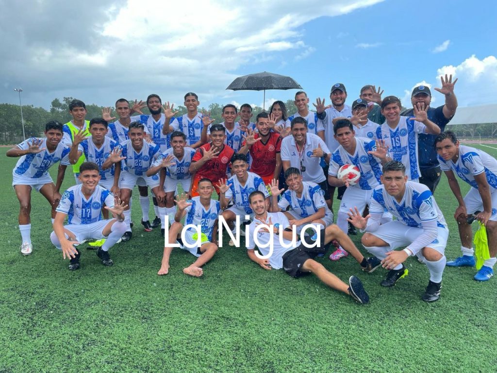 Puerto Aventuras 5-1 con 3del “Chelito” Brhandon Carrera