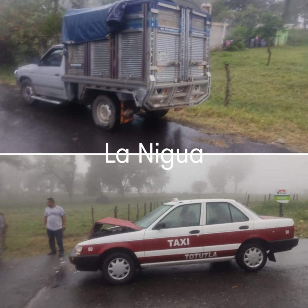 Se estrella taxi contra camioneta.