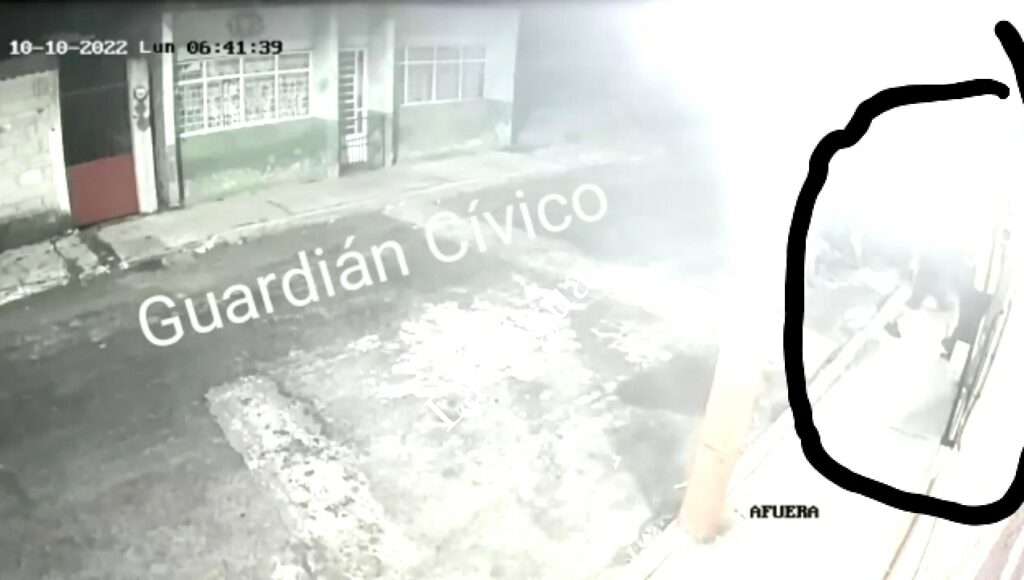 Video de asalto a mano armada en Paso del Macho contra humilde empleada.