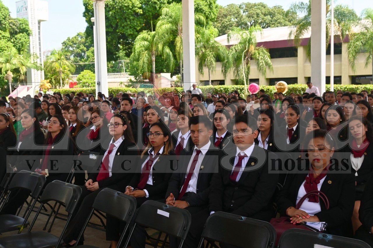 Diputado federal electo, Zenyazen Escobar, reconoce buen manejo de recursos en la UTCV 3 IMG 20240709 WA0122