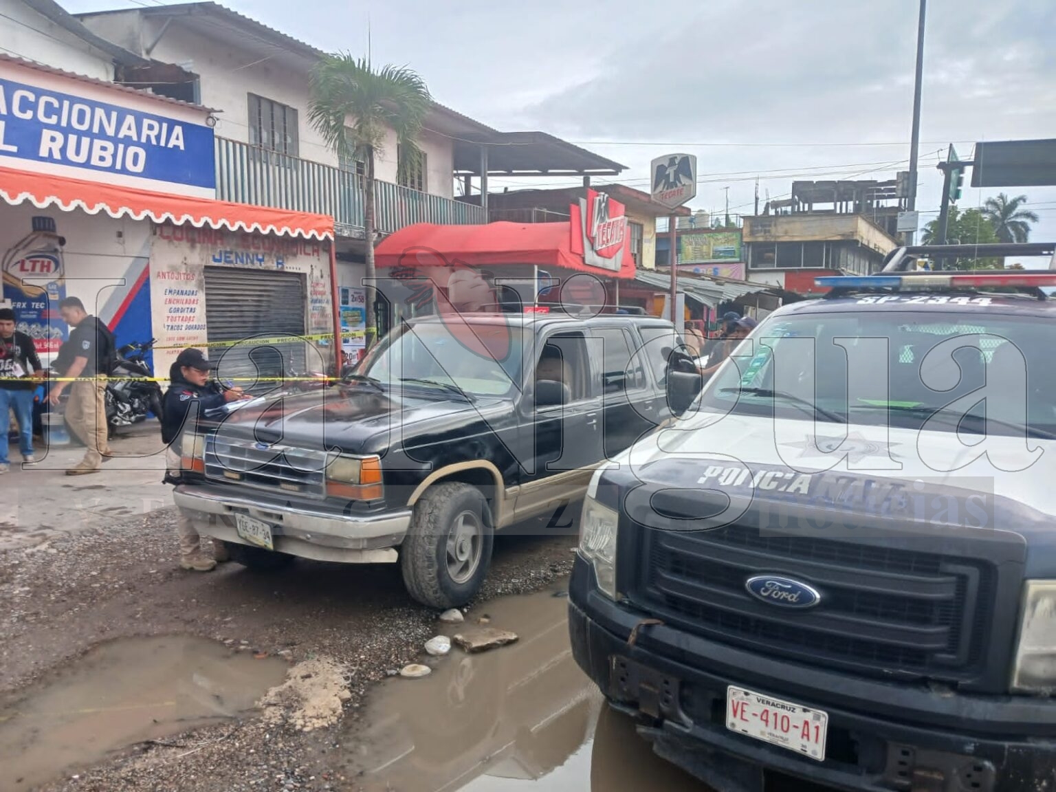 Desconocidos Balean una Camioneta en Martínez de la Torre