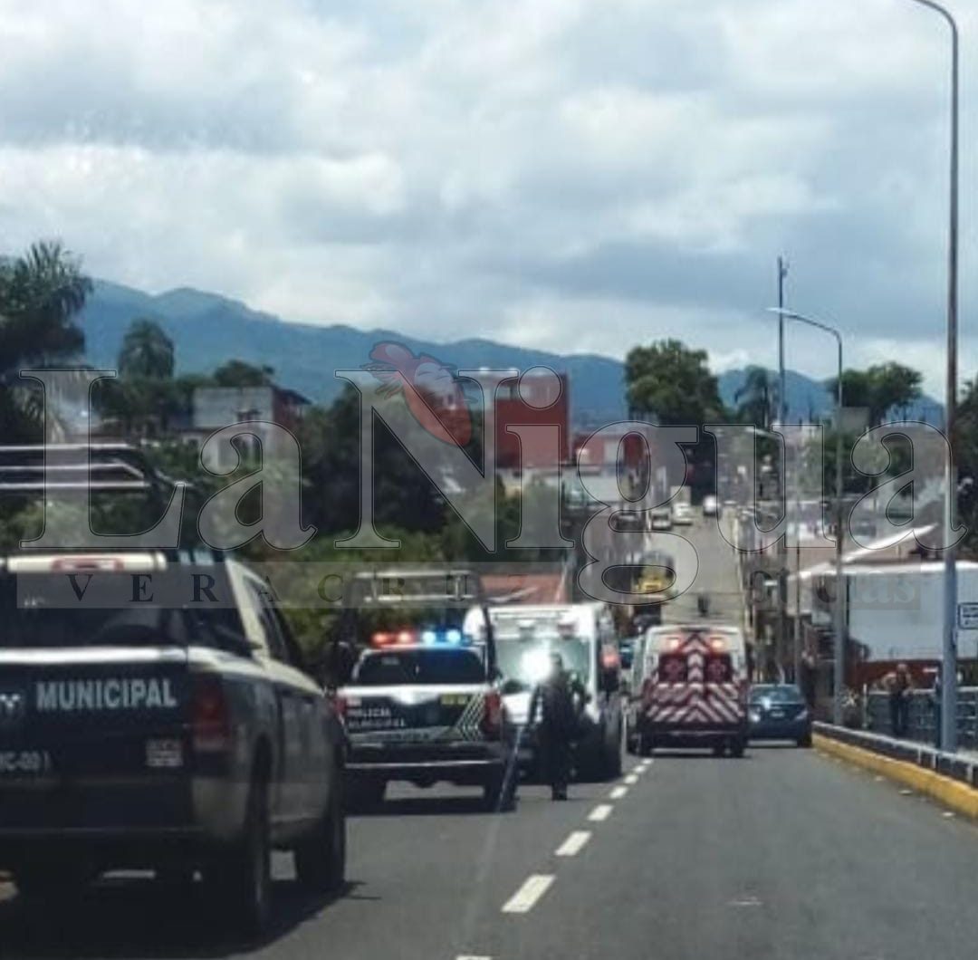 Provoca movilización intento de suicidio en puente de la calle 6. 18 IMG 20240712 WA0054