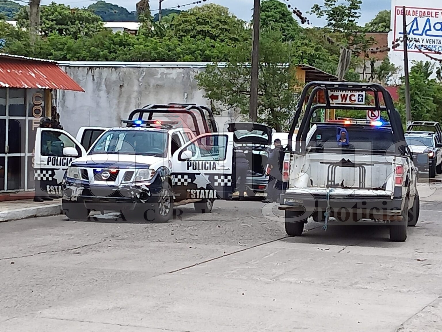 Privan de su libertad a dos comerciantes en céntricas calles de Amatlán.