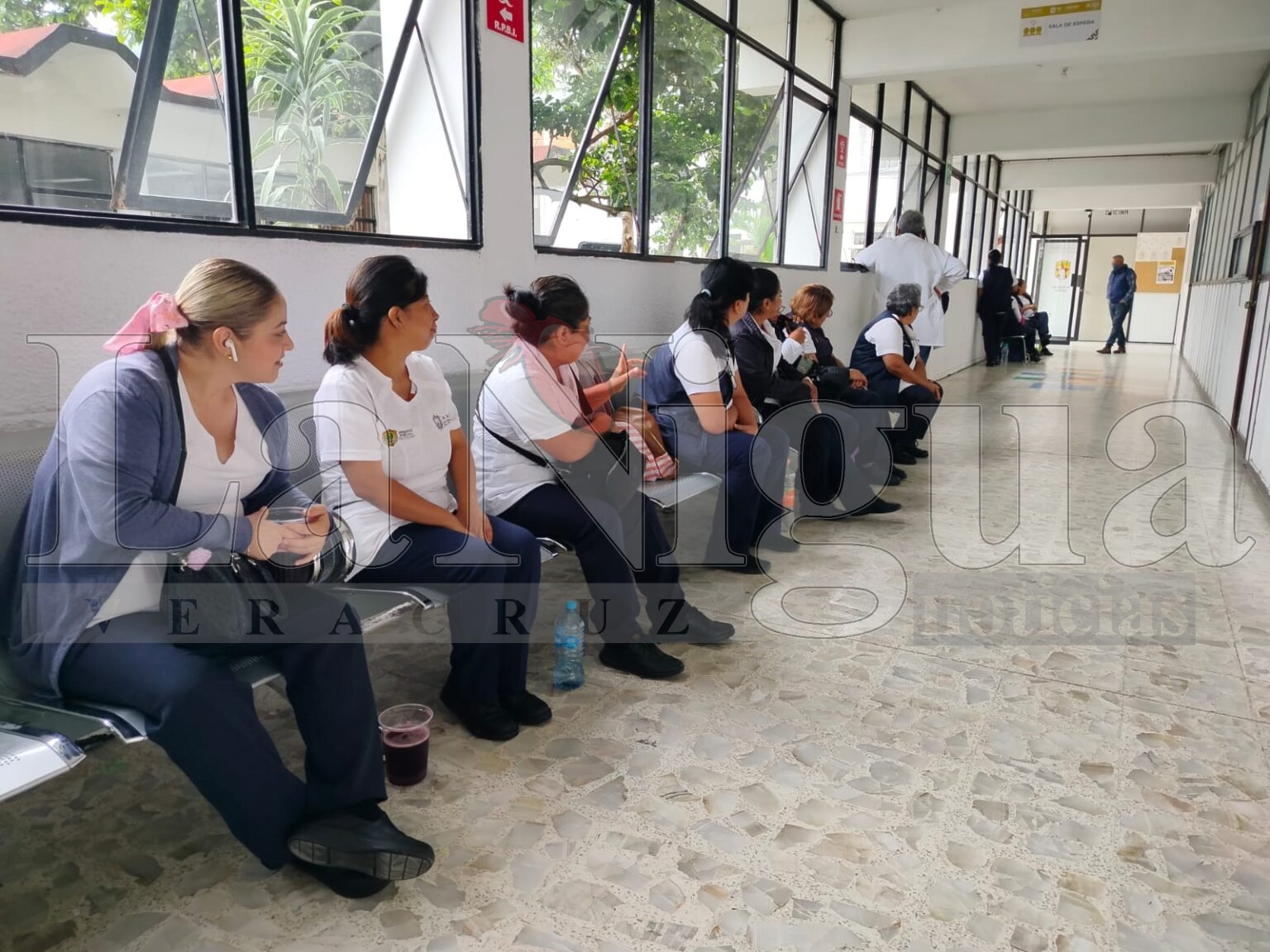 Orizaba: Continúa el Paro de Brazos Caídos en la Jurisdicción Sanitaria No. 07