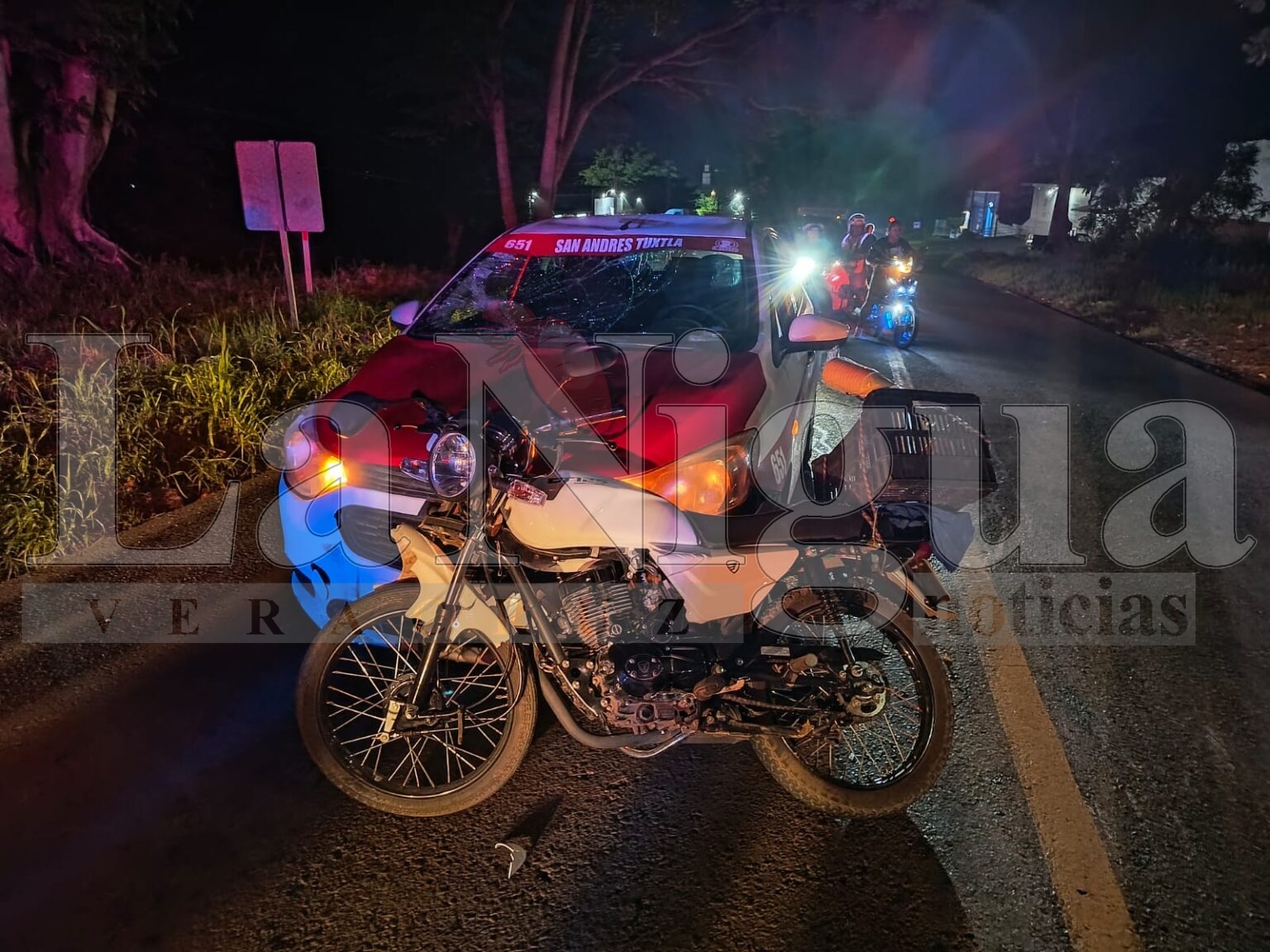Accidente en carretera federal 180 deja heridos en San Andrés Tuxtla