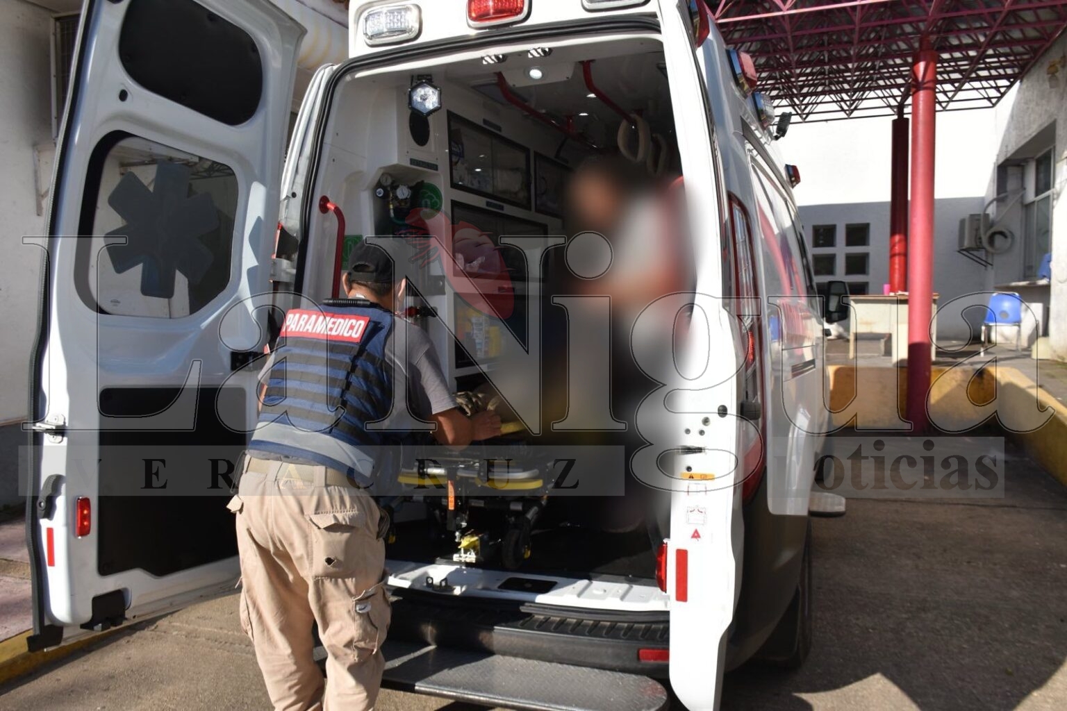 Nace bebé en ambulancia de Protección de Civil de Acayucan.