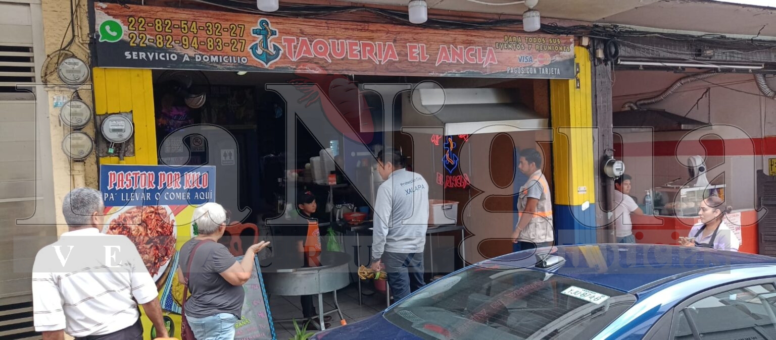 Flamazo en taquería de Xalapa genera alarma, pero no hay heridos