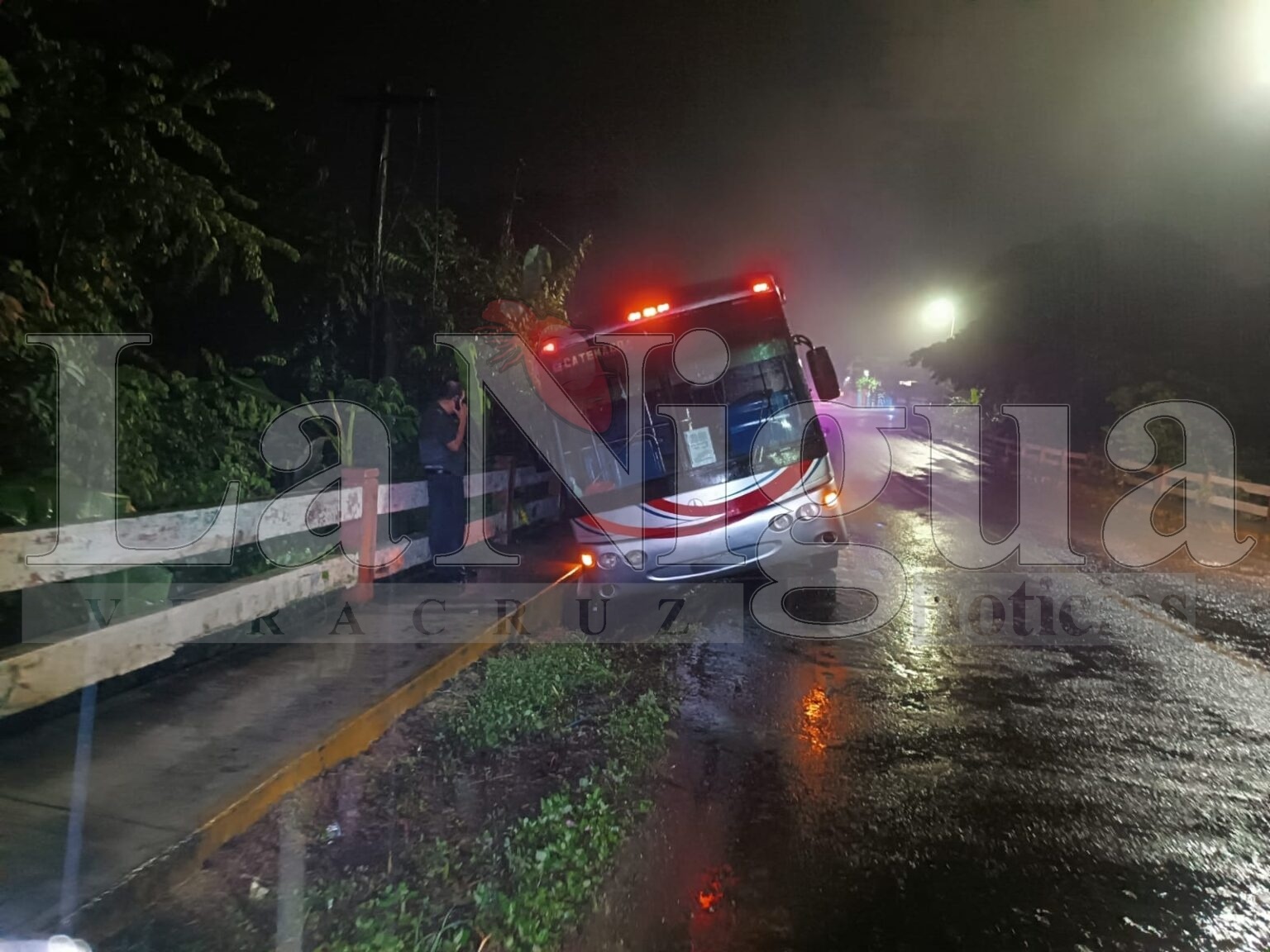 Incidente de Autobús en San Andrés Tuxtla: Sin Lesionados