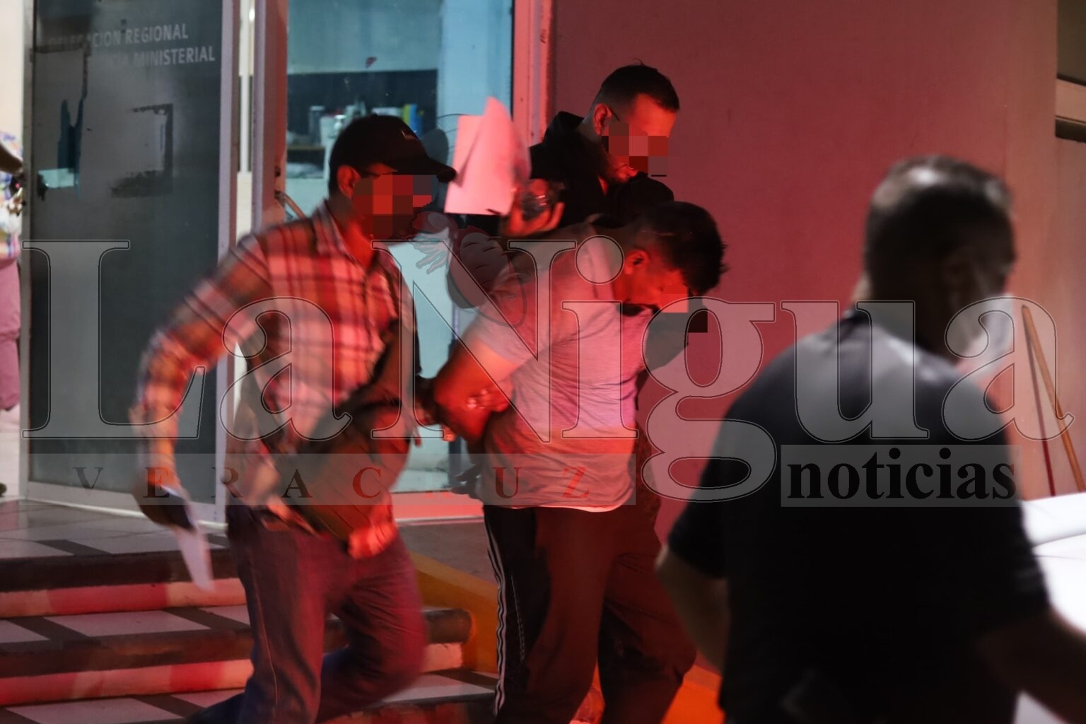 FISCALÍA DE VERACRUZ, EN COORDINACIÓN CON AUTORIDADES DEL EDOMEX, DETIENEN A EXPOLICÍA SEÑALADO DE DESAPARICIÓN FORZADA