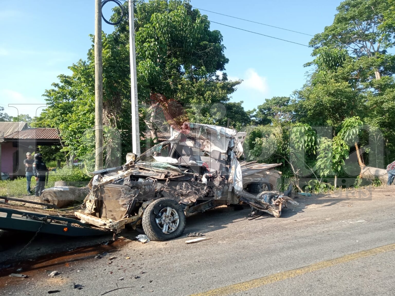TRES MUERTOS EN ACCIDENTE CARRETERO EN CONGREGACION LOS TIGRES