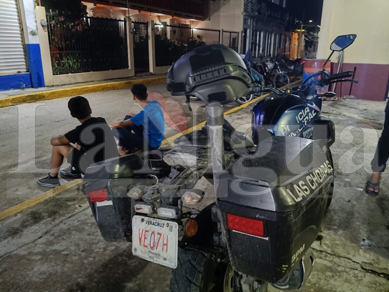 Asalto con violencia a dos menores de edad en Las Choapas.