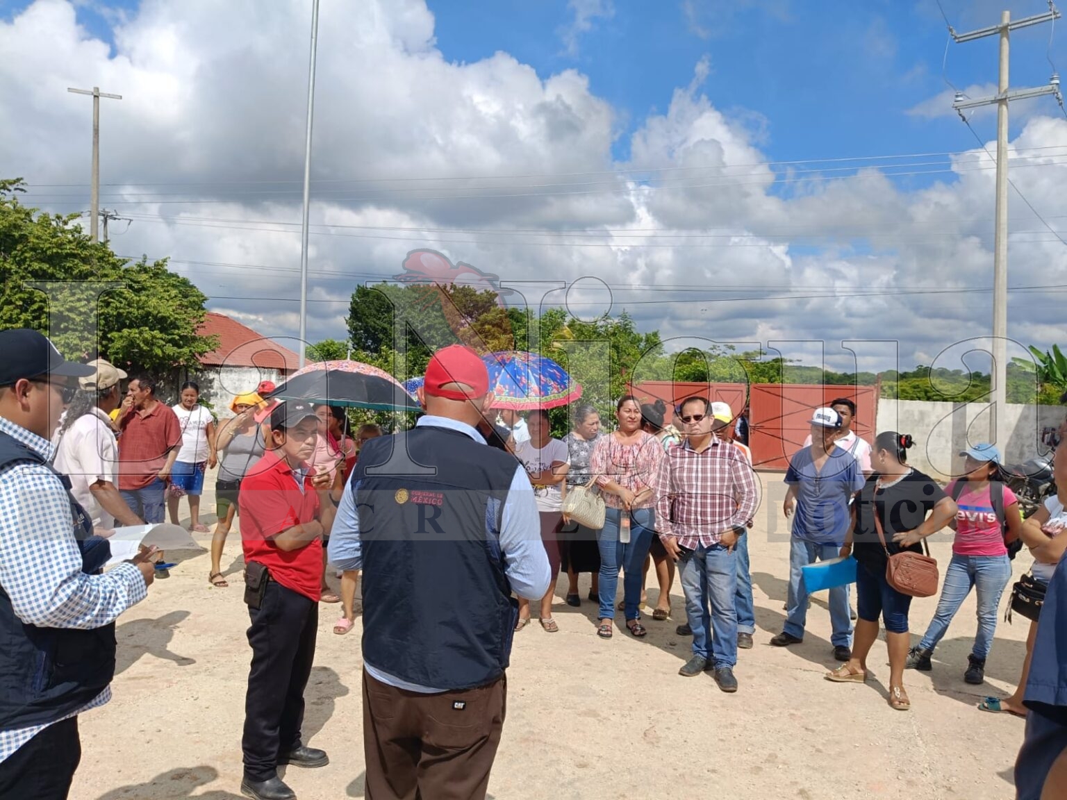 CONAVI entrega viviendas sin escrituras en Las Choapas