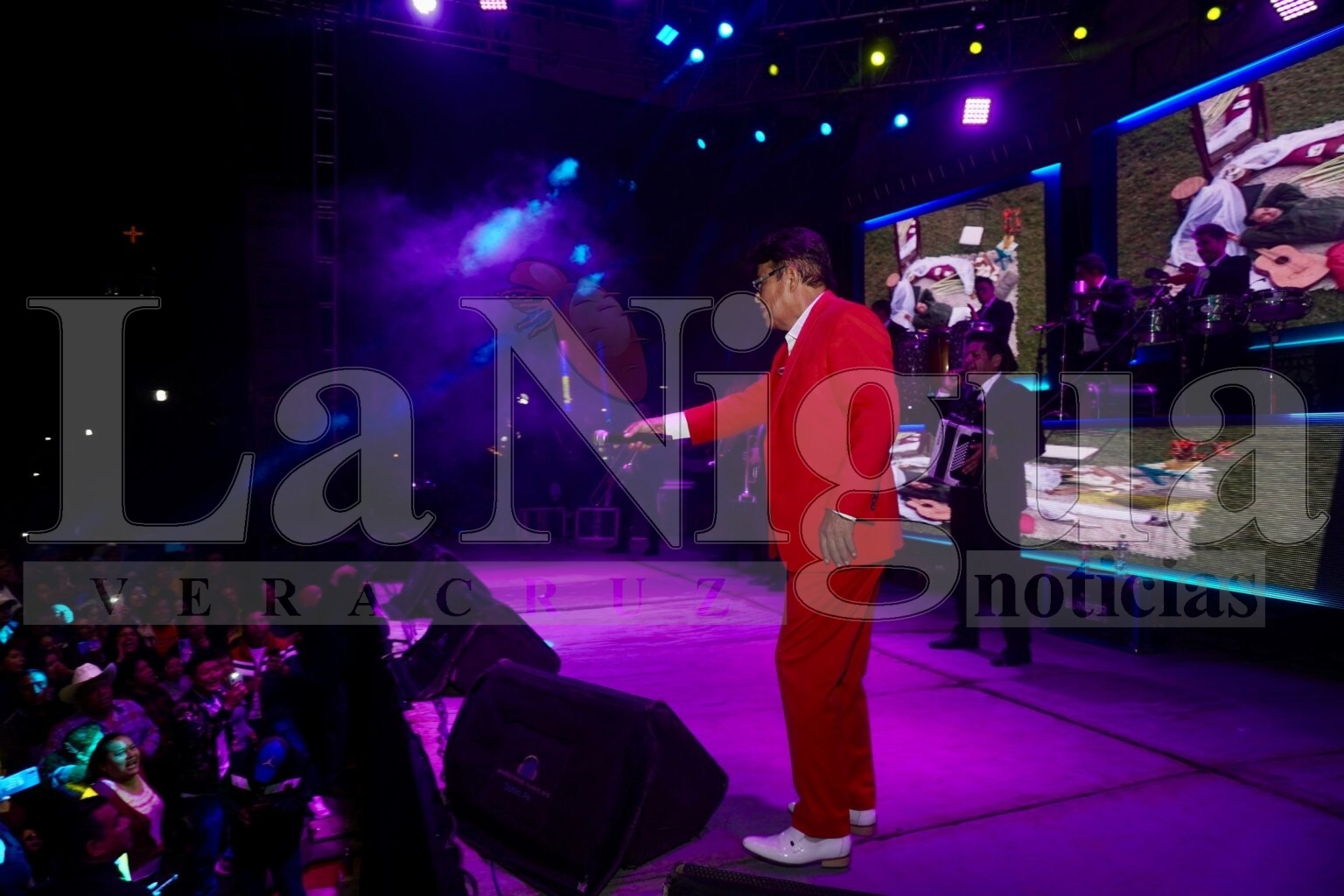 Rayito Colombiano Ilumina el Corazón de Chocamán en el Cierre de la Feria de Todos 2024