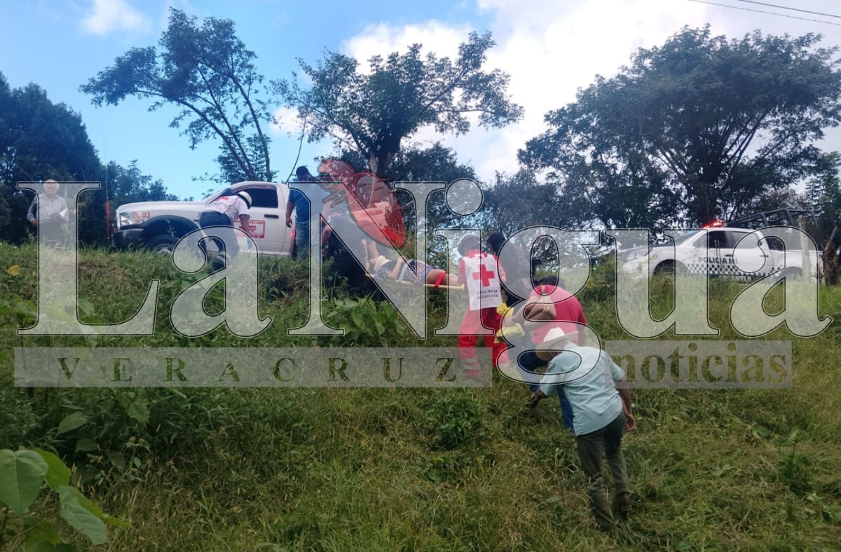 Accidente sobre la carretera Misantla-Xalapa deja a mujer seriamente lesionada