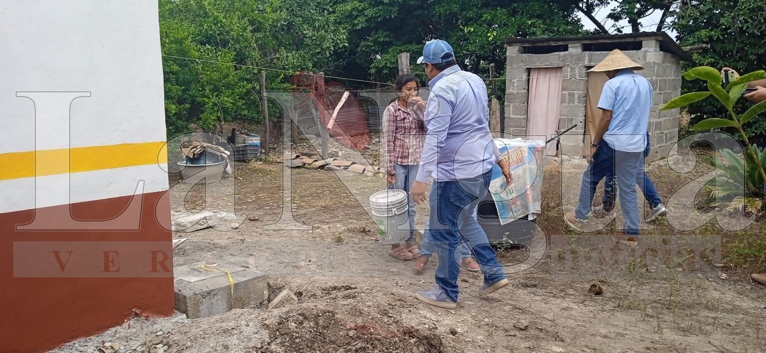 Recorrido de supervisión de obras por alcalde de Camarón de Tejeda