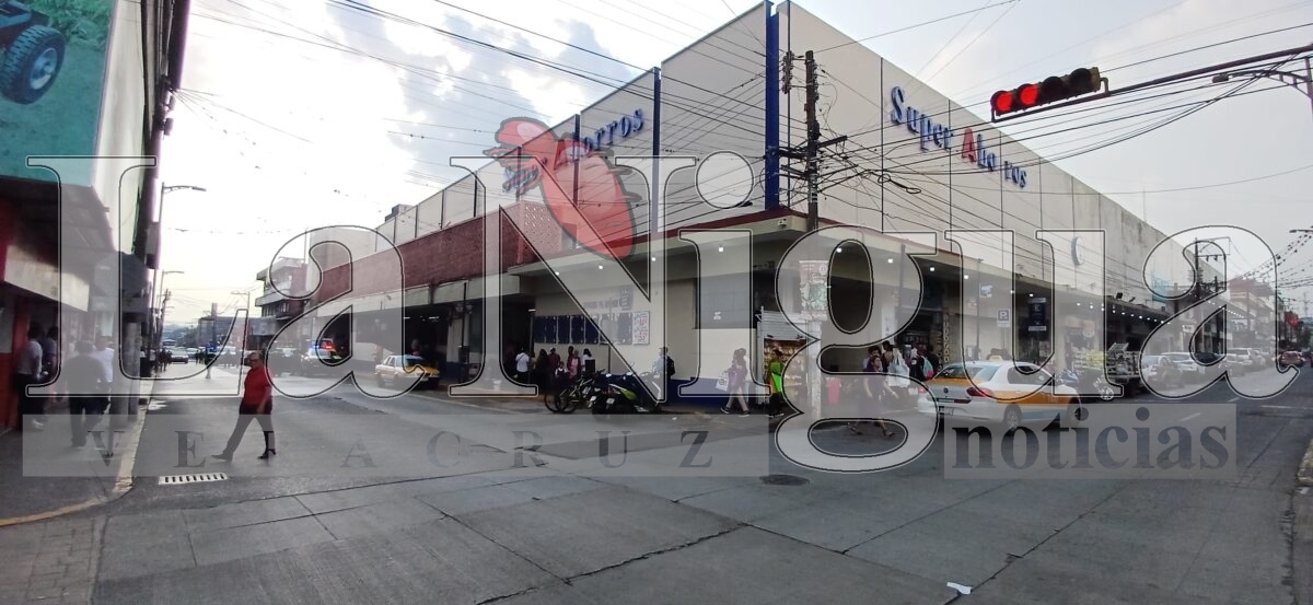 Conflicto en Superahorros Resuelto: Trabajadores Recuperan Instalaciones tras Tensión