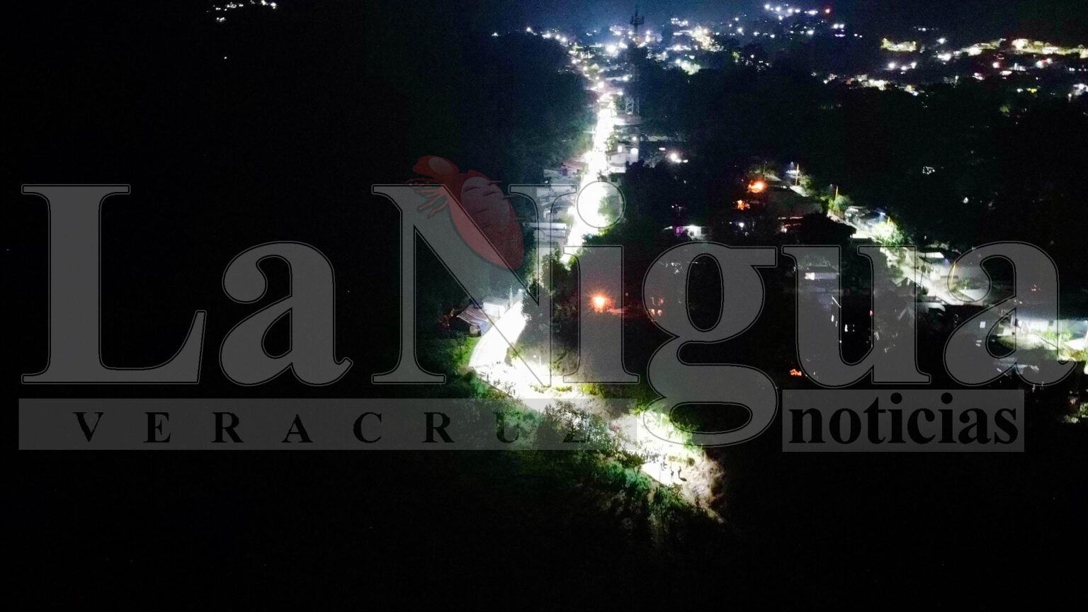 Inauguran alumbrado público en Tetla, Chocamán