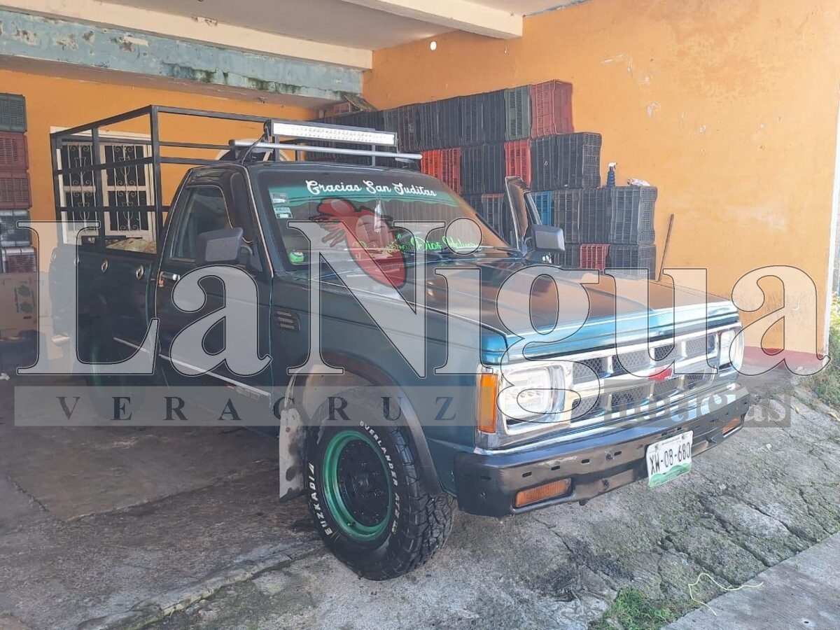 Roban camioneta en Coscomatepec