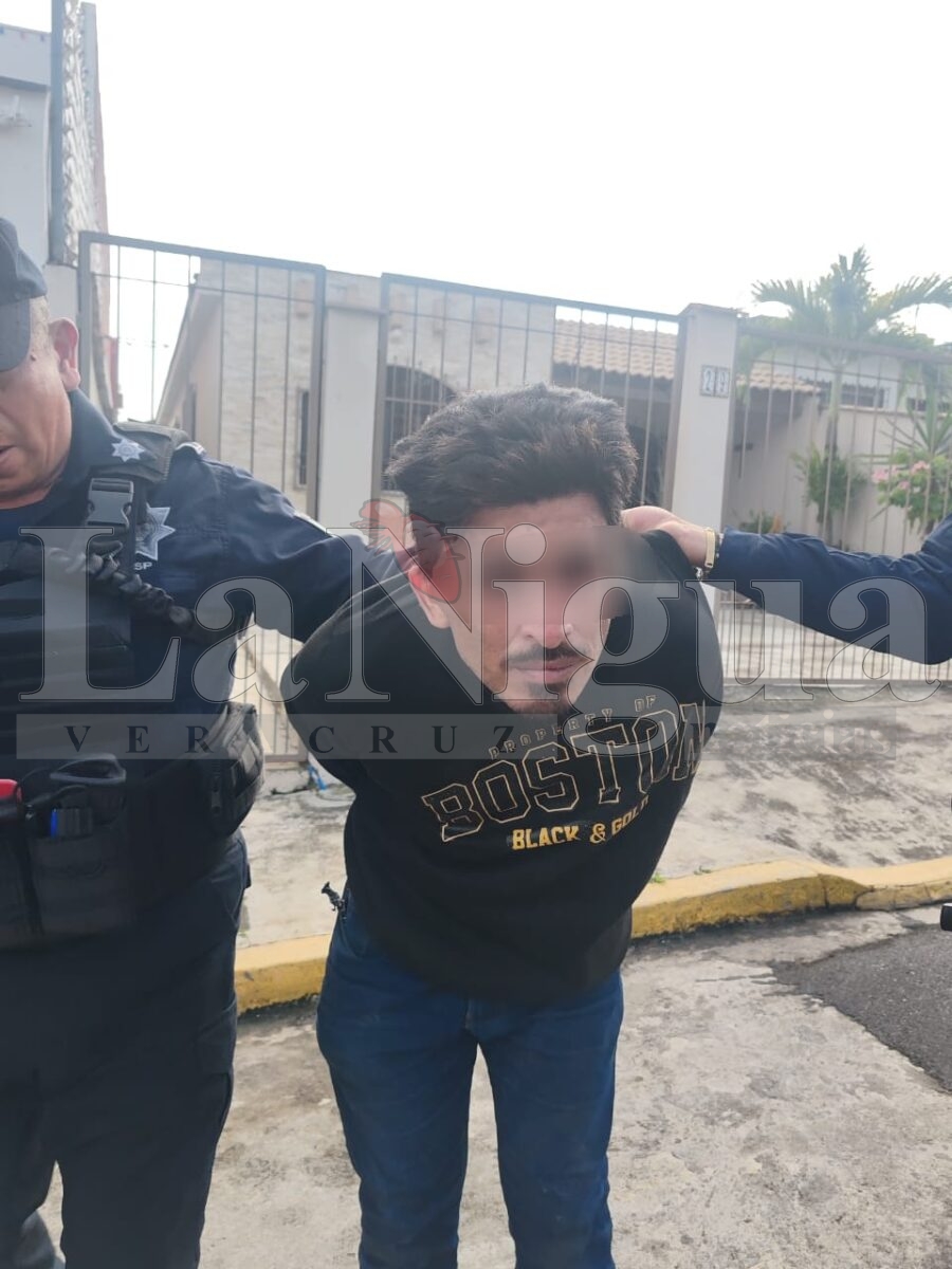 Sorprenden a presunto ladrón robando en una vivienda.