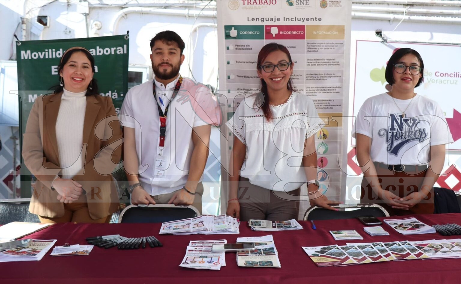 Primaria Manuel I. Llorente recibe certificación como Promotora de la Salud