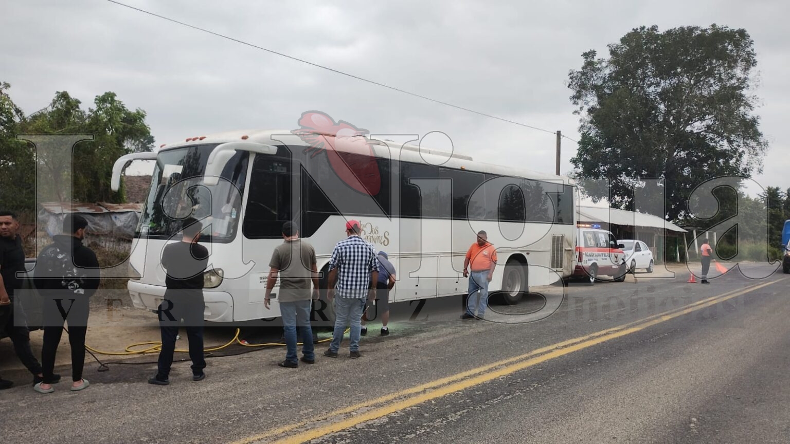 Se incendia parte de un autobús en Papantla