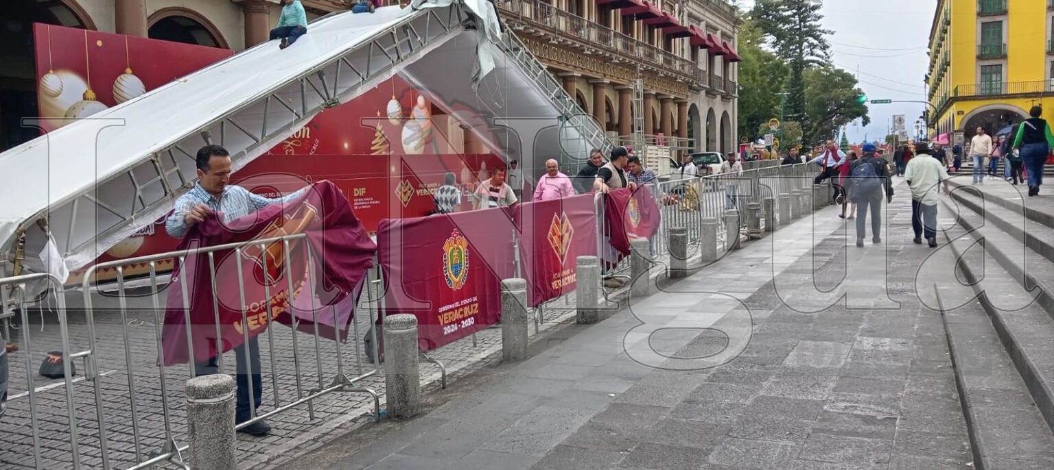 Desfile navideño “Luz y Unión” en Xalapa genera cierre vial y tráfico en el centro