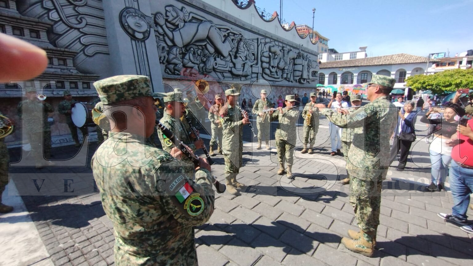 Cautiva el Concierto de la Banda de Música Militar en Papantla