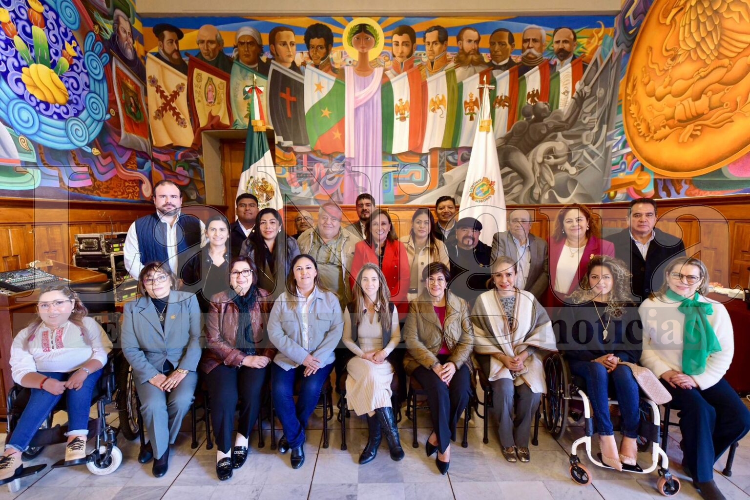 Gobernadora y legisladores federales definen agenda para Veracruz