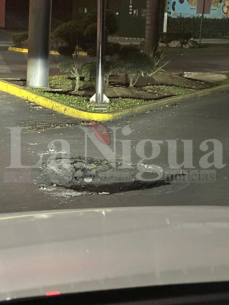 Se forma hundimiento en el bulevar Córdoba-Fortín