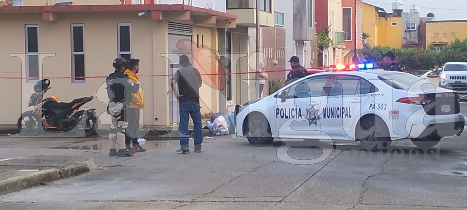 Asesinan a balazos a abogado en el puerto de Coatzacoalcos.