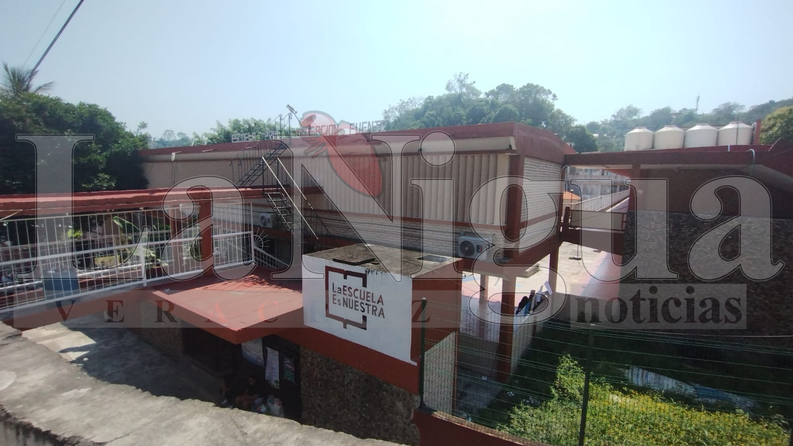 Alertan autoridades sanitarias, brote de un virus en escuela de Papantla 3 IMG 20250212 WA0083