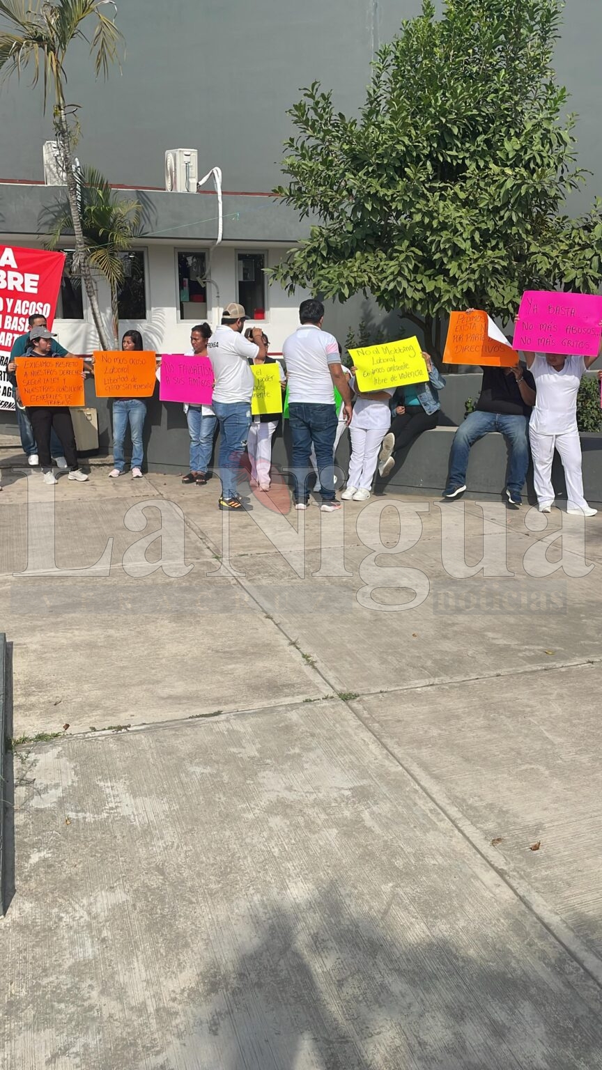 Huelga de hambre de enfermeras en Platón Sánchez