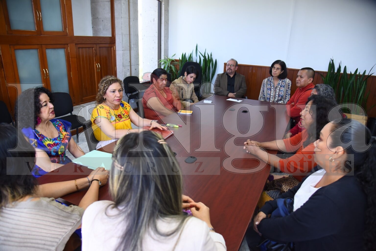 Promoverá diputada destinar más espacios a la exhibición de artesanías