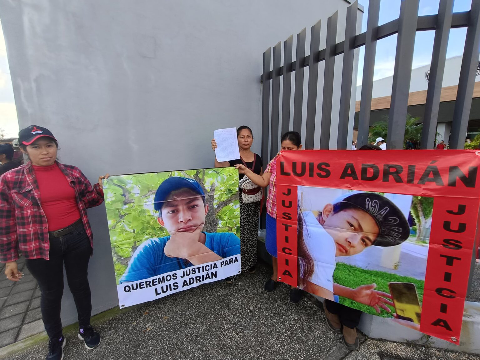 Madre pide a gobernadora justicia para su hijo asesinado