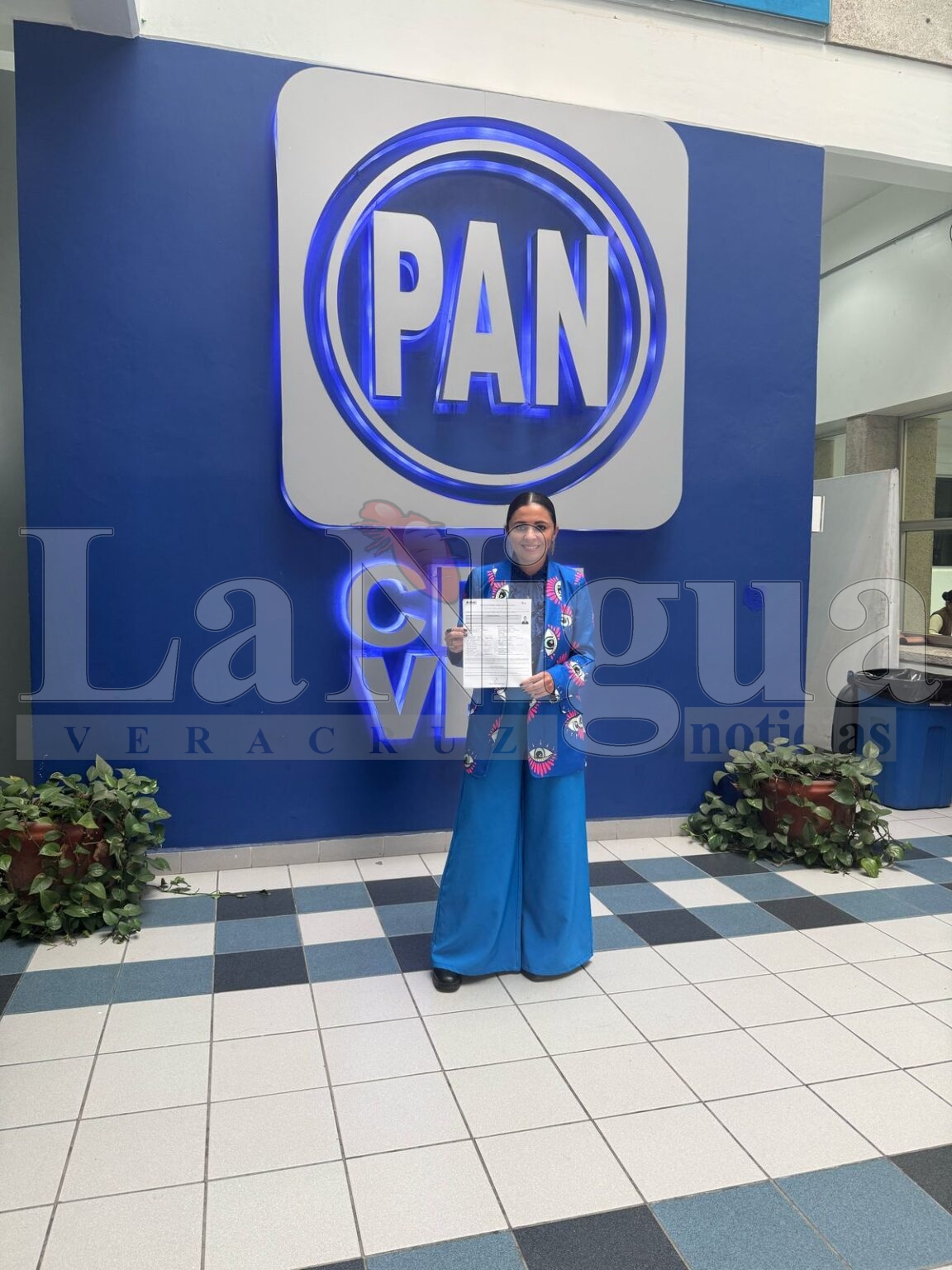 VA VIRIDIANA BRETÓN POR ACCIÓN NACIONAL