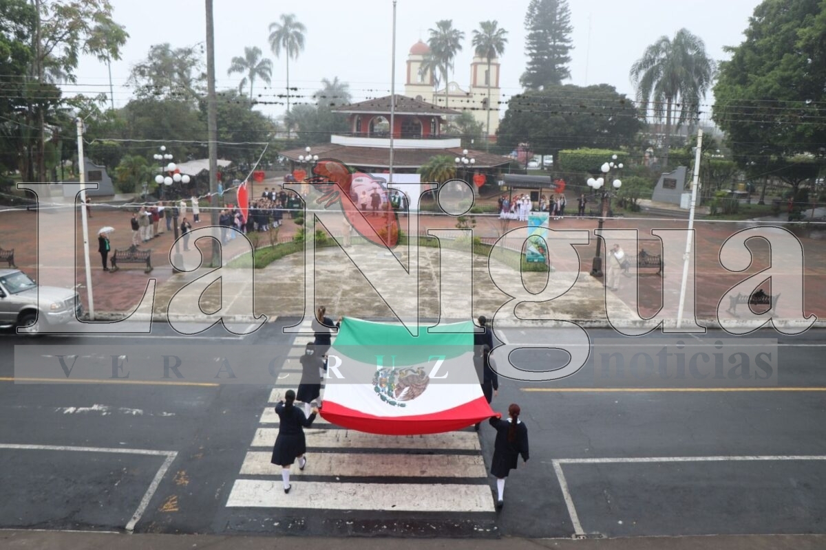 Conmemoran autoridades municipales el Día de la Bandera 6 img 20250224 wa01901845902268241298956