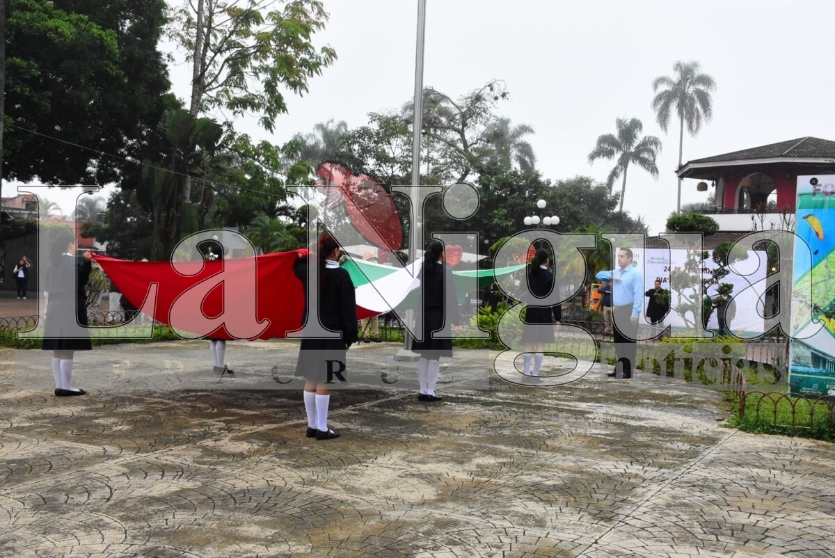 Conmemoran autoridades municipales el Día de la Bandera 4 img 20250224 wa01994213663316417721014